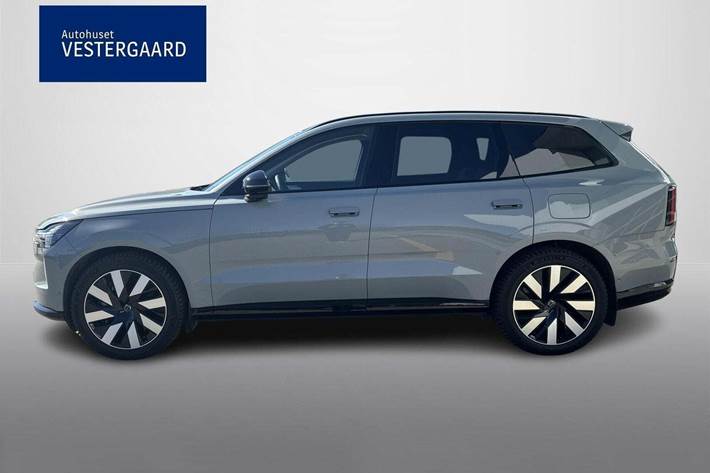Grå Volvo EX90 fra 2025