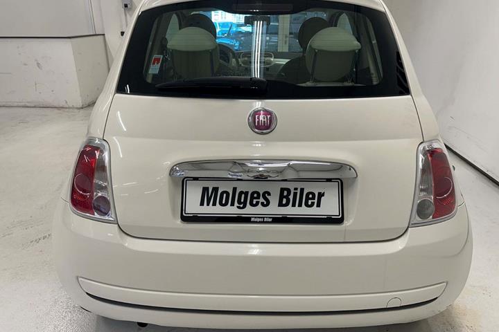 Hvid Fiat 500 fra 2008