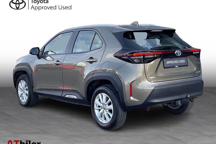 Bronze Toyota Yaris Cross fra 2022