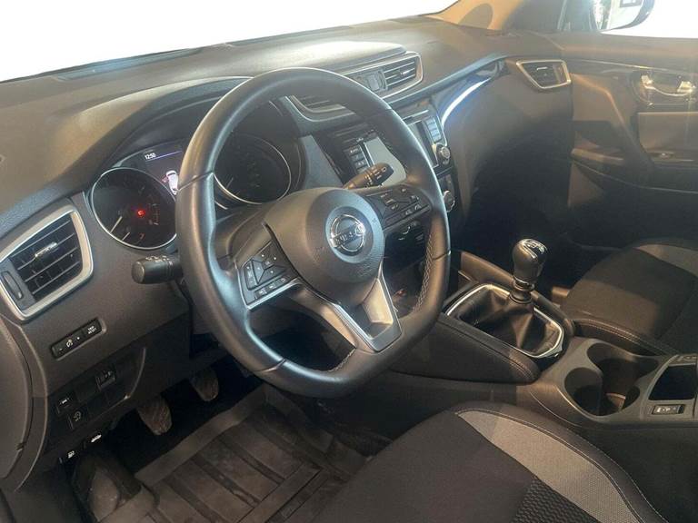 Nissan Qashqai 1,3 Dig-T 140 Acenta