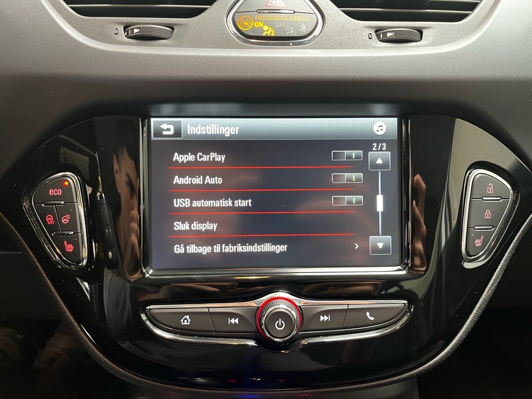 Grå Opel Corsa fra 2019