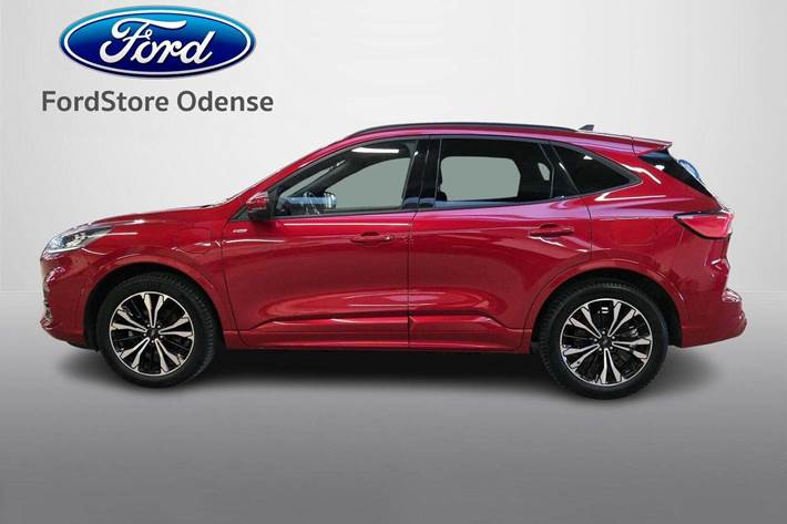 Rød Ford Kuga fra 2022