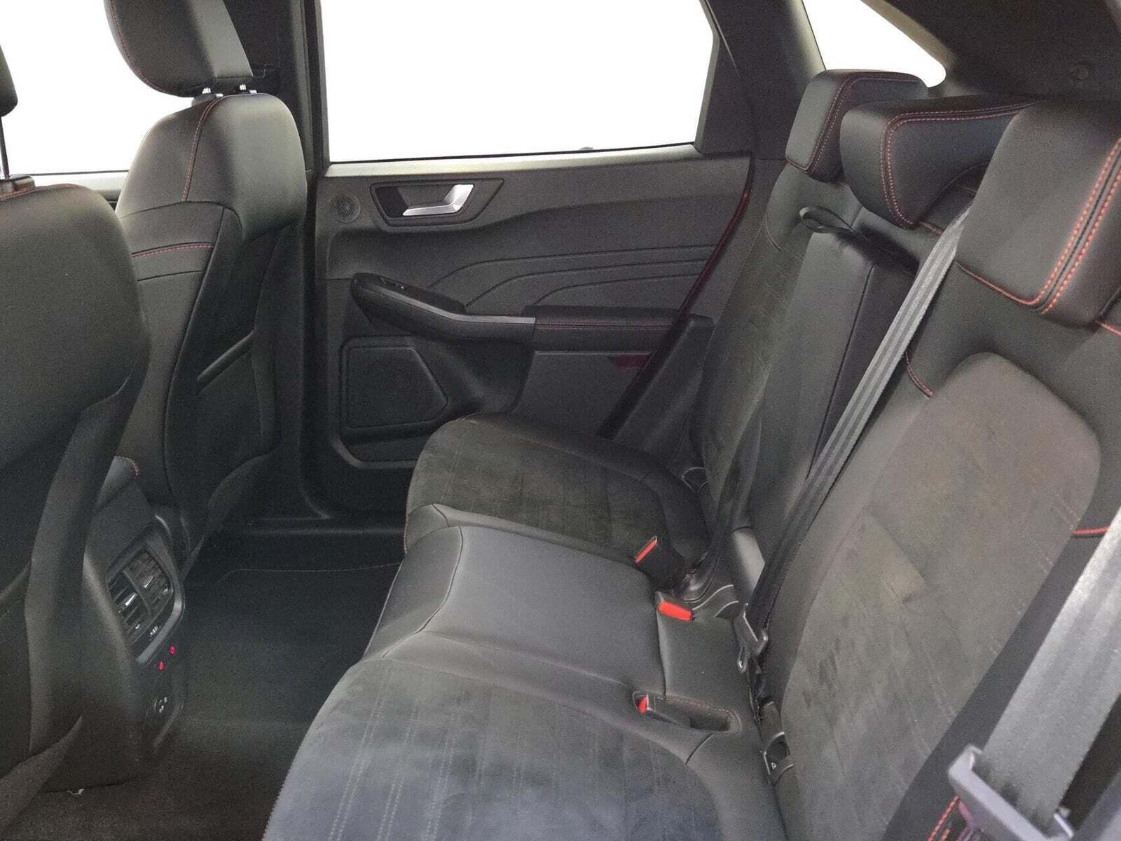 Ford Kuga 2,5 PHEV ST-Line X CVT