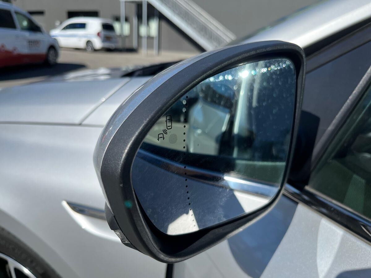 Sølv Renault Mégane fra 2020