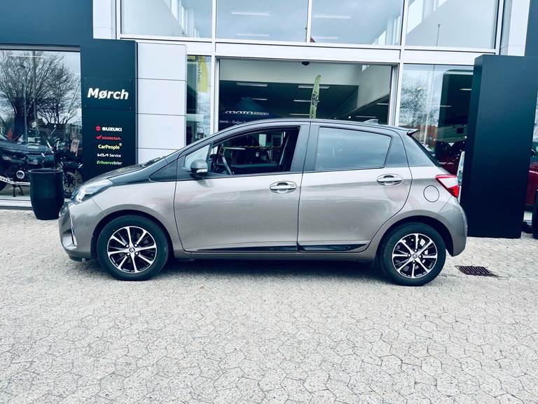 Toyota Yaris 1,5 VVT-I T3 Premiumpakke 111HK 5d 6g