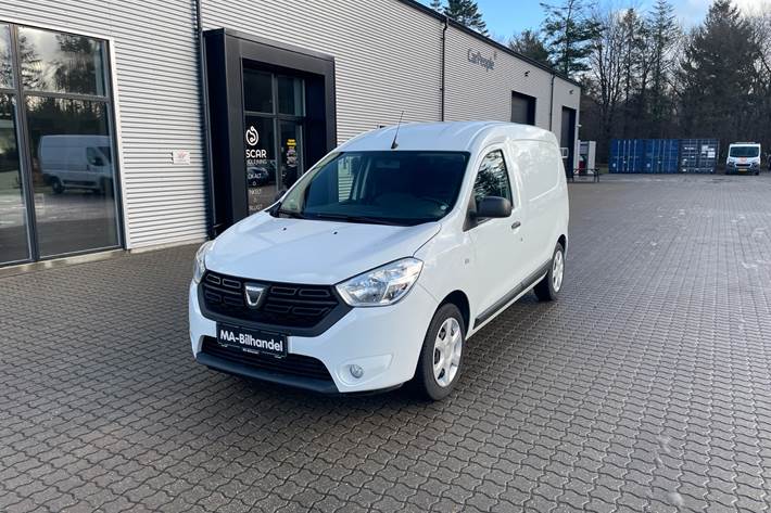 Hvid Dacia Dokker fra 2020