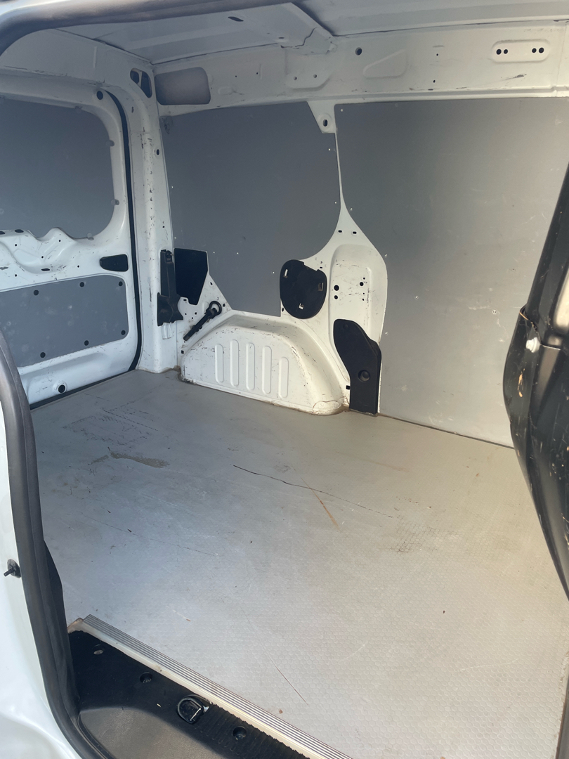 Hvid Dacia Dokker fra 2020