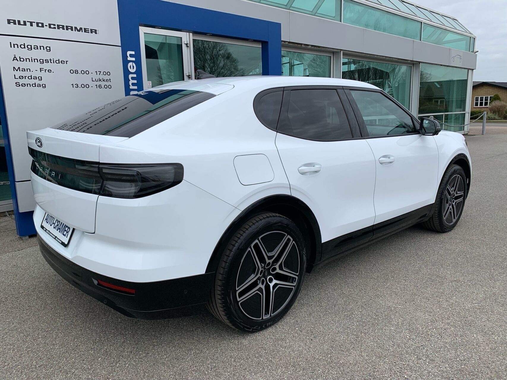 Ford Capri EL UR Premium 286HK 5d Aut.