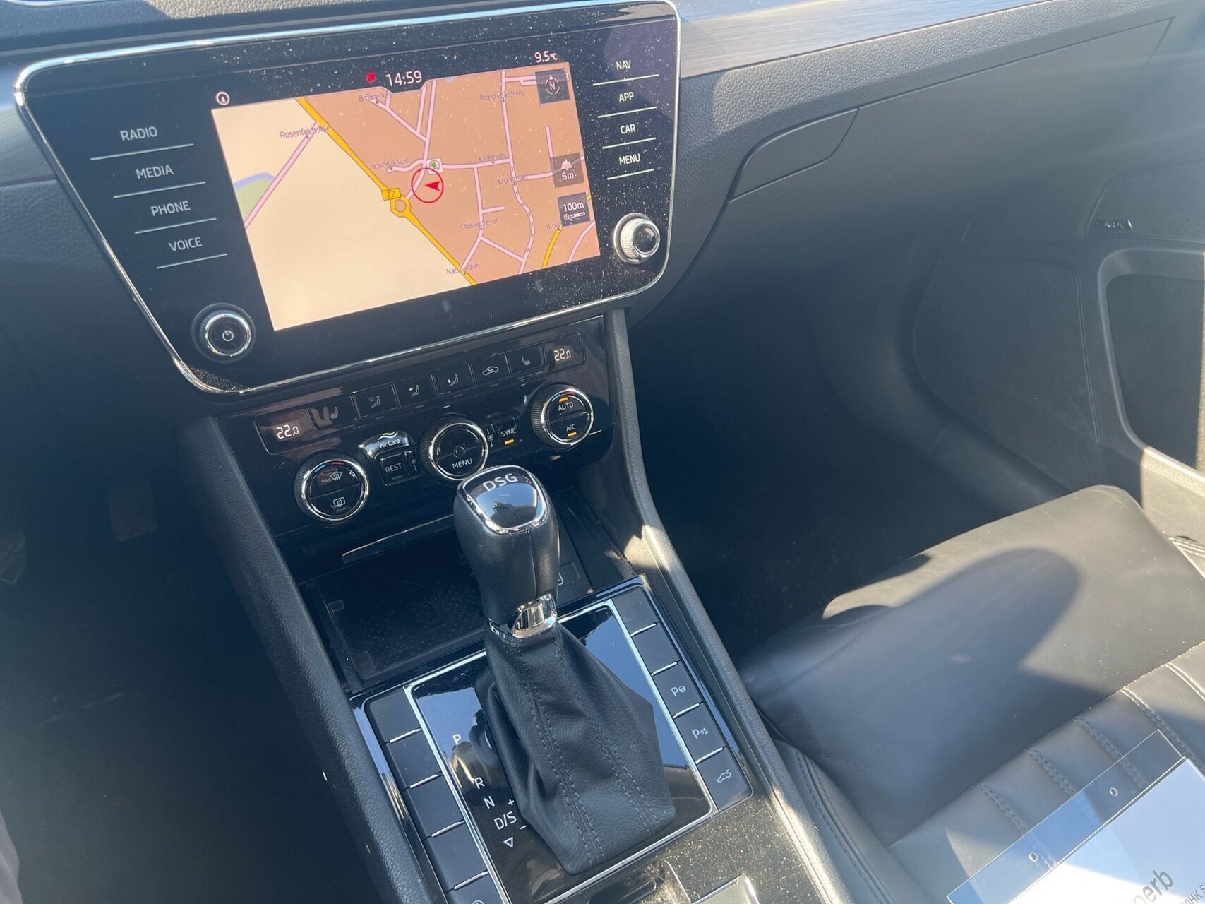 Sølv Skoda Superb fra 2019