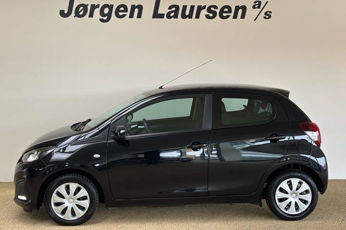 Sort Peugeot 108 fra 2015