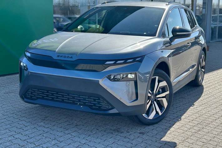 Grå Skoda Elroq fra 2026 set udefra