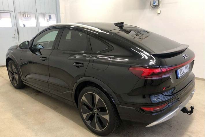 Sort Audi SQ6 e-tron fra 2026