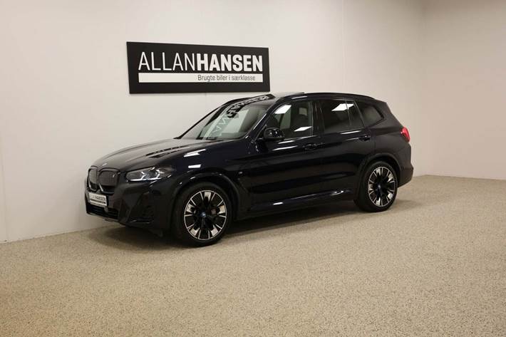 Sort BMW iX3 fra 2022