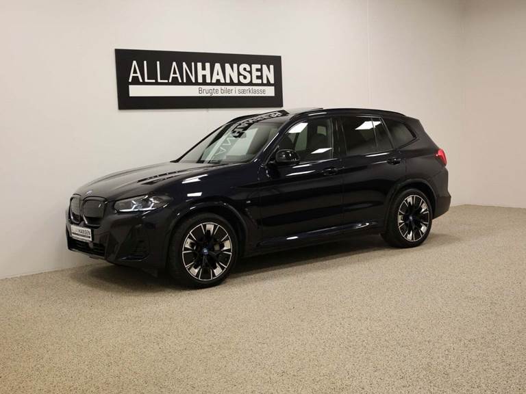BMW iX3 Charged Plus M-Sport