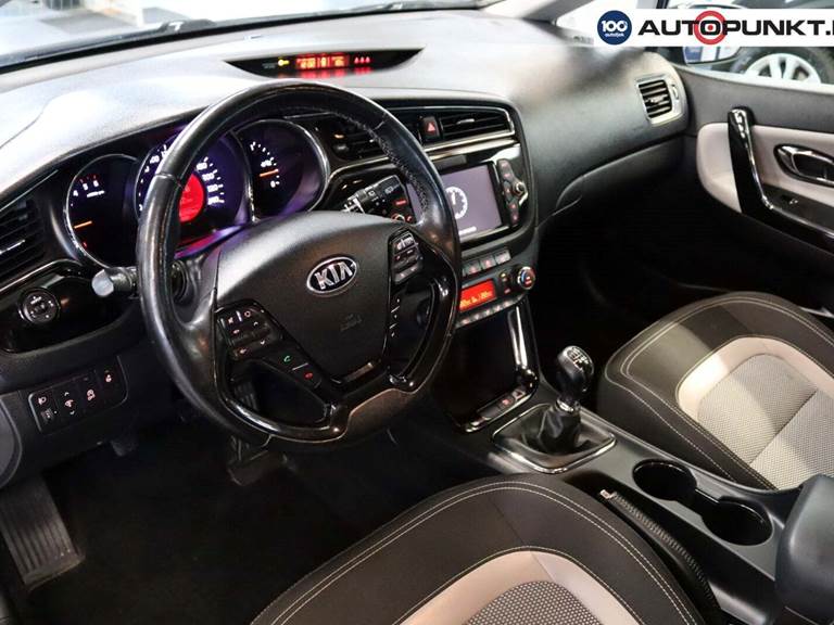 Kia Ceed 1,6 CRDi 136 Attraction SW