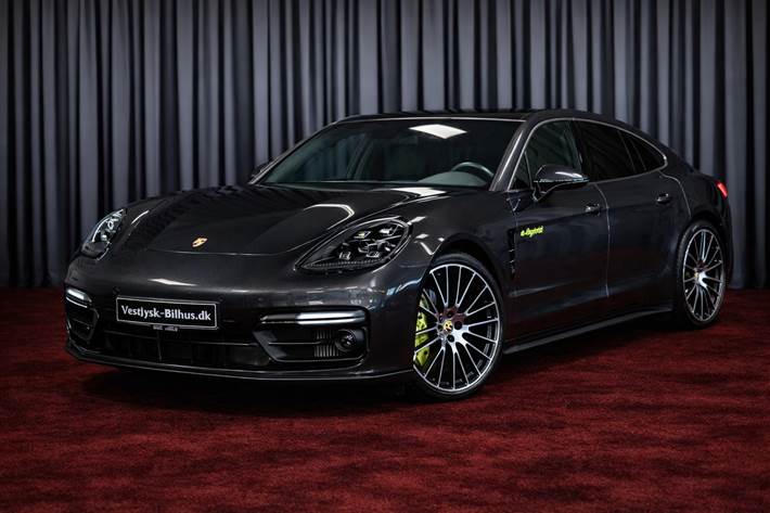 undefined Porsche Panamera 4 fra 2018