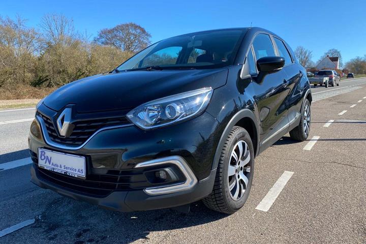 Sort Renault Captur fra 2019 set udefra