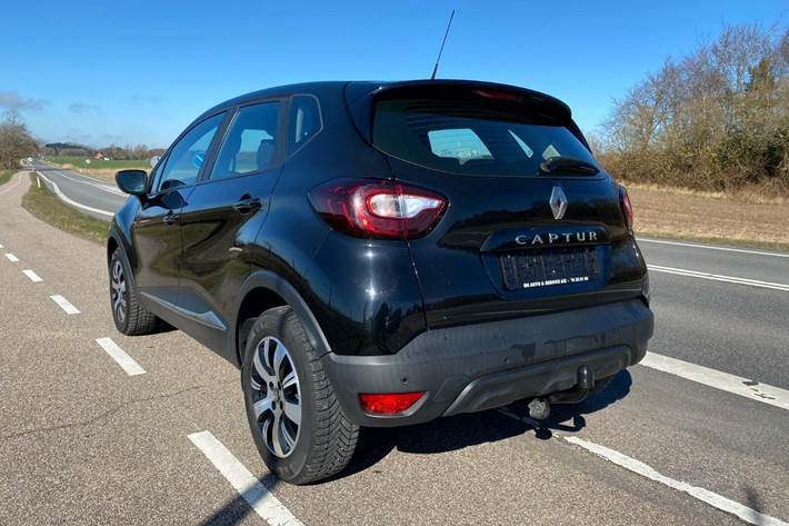 Sort Renault Captur fra 2019