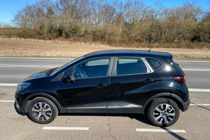 Sort Renault Captur fra 2019