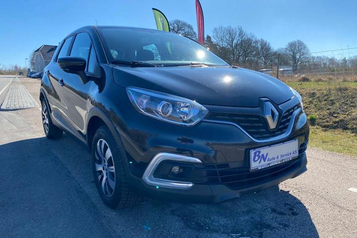 Sort Renault Captur fra 2019 set udefra