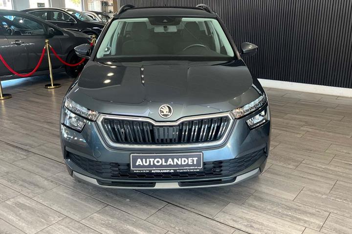 Grå Skoda Kamiq fra 2021