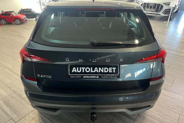 Grå Skoda Kamiq fra 2021