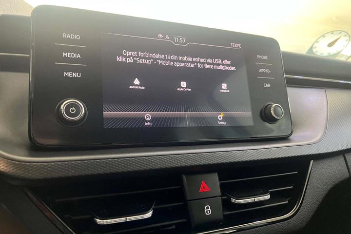 Grå Skoda Kamiq fra 2021