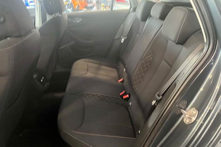 Grå Skoda Kamiq fra 2021