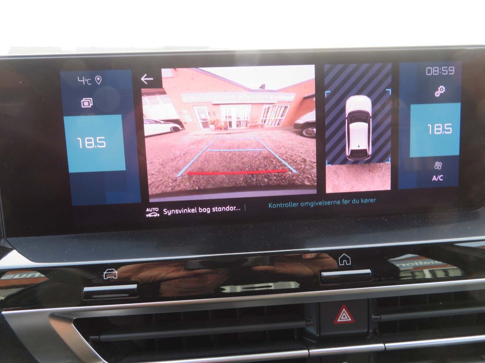 Grå Citroën ë-C4 fra 2022