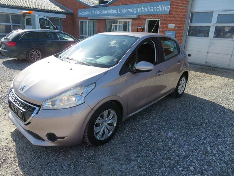 Peugeot 208 1,6 e-HDi 92 Active