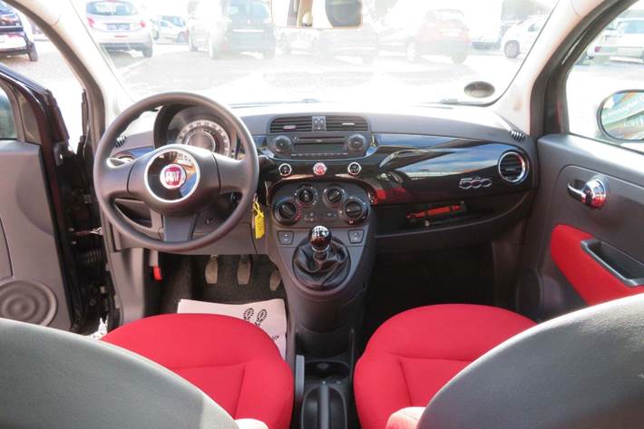 Sort Fiat 500 fra 2008