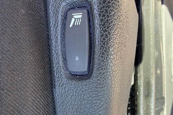 Hvid Nissan NV300 fra 2020