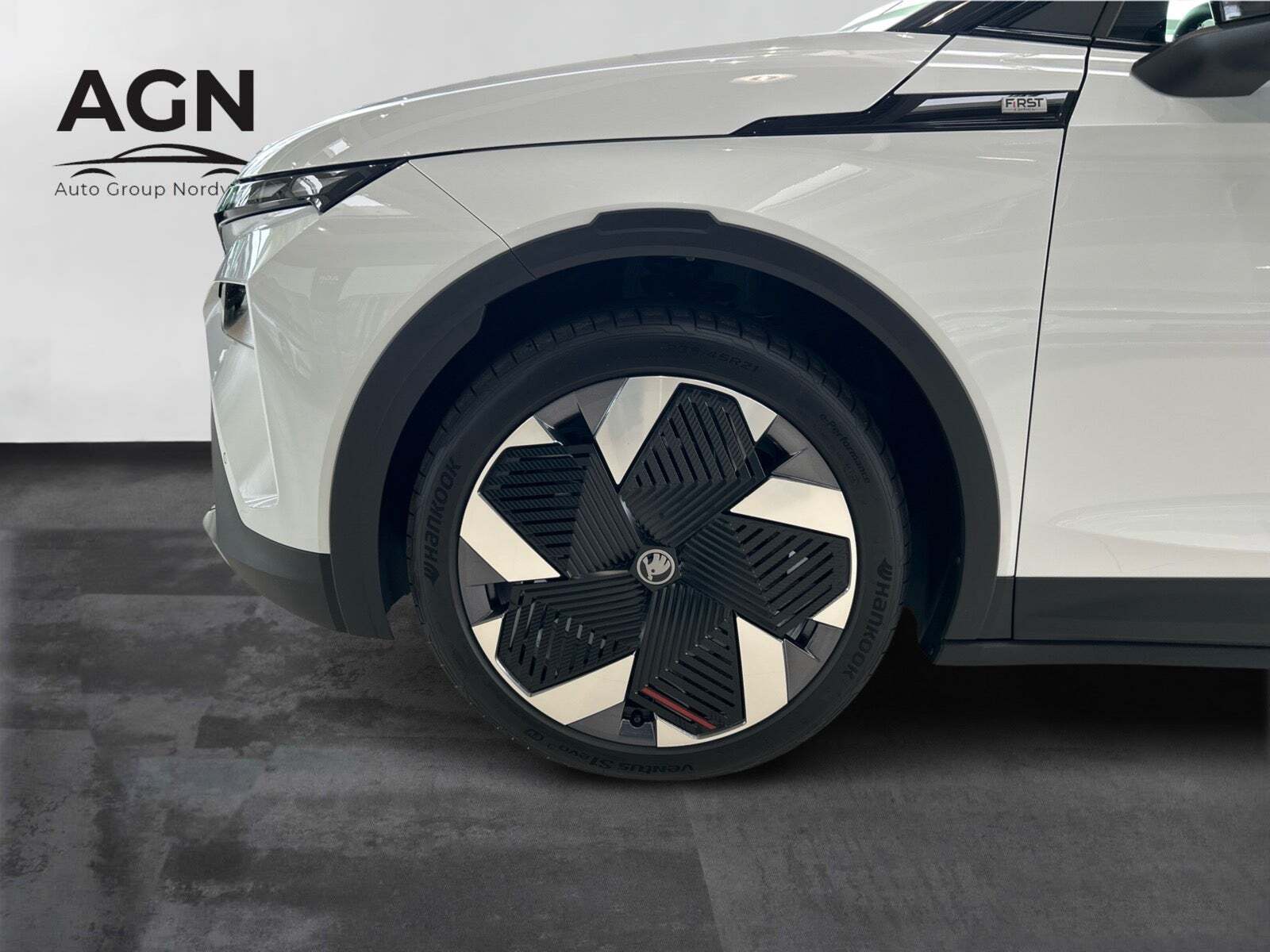 Hvid Skoda Elroq fra 2025