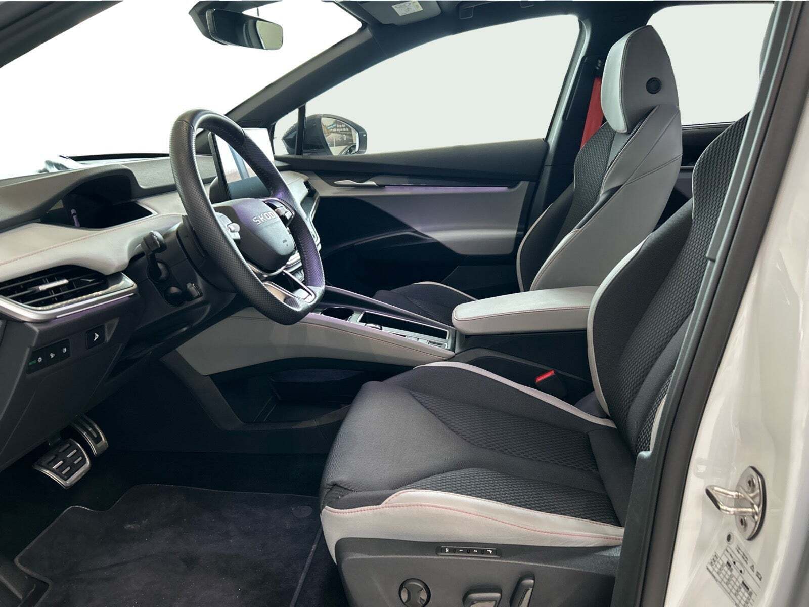 Hvid Skoda Elroq fra 2025