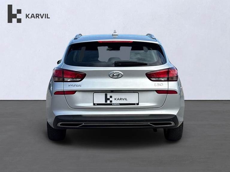 Hyundai i30 1,0 T-GDi mHEV Essential stc. DCT