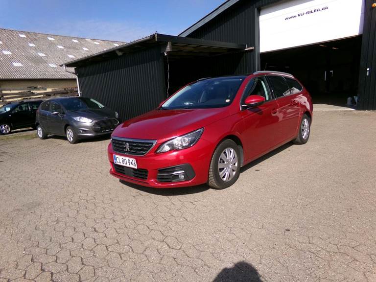 Peugeot 308 1,5 BlueHDi 130 Allure+ Sky SW