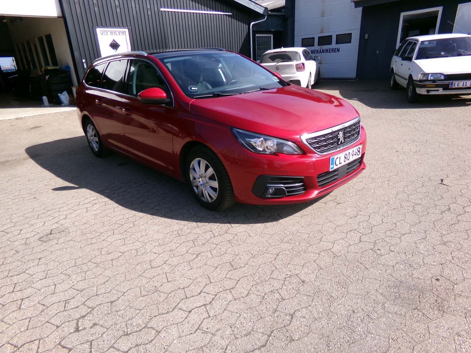 Peugeot 308 1,5 BlueHDi 130 Allure+ Sky SW