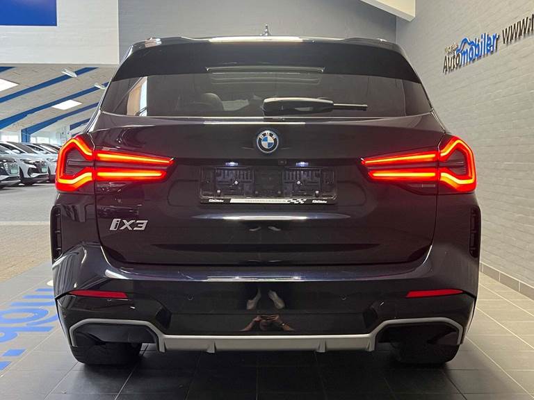 BMW iX3 Charged Plus M-Sport