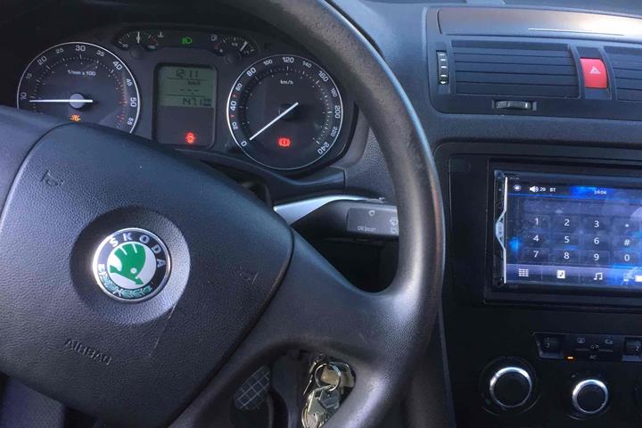 Sort Skoda Octavia fra 2006