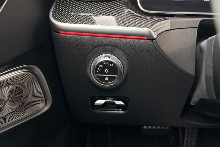 Sort Mercedes CLE53 fra 2025