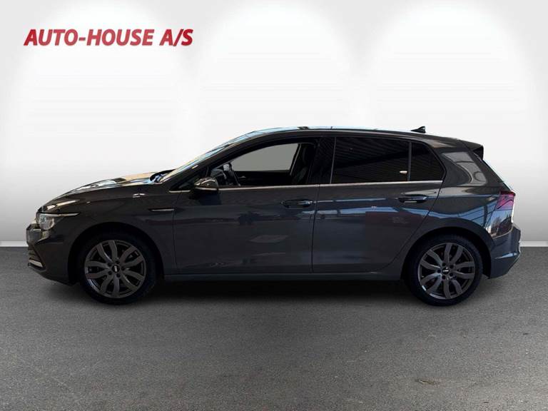 VW Golf VIII 1,5 eTSi 150 Style DSG