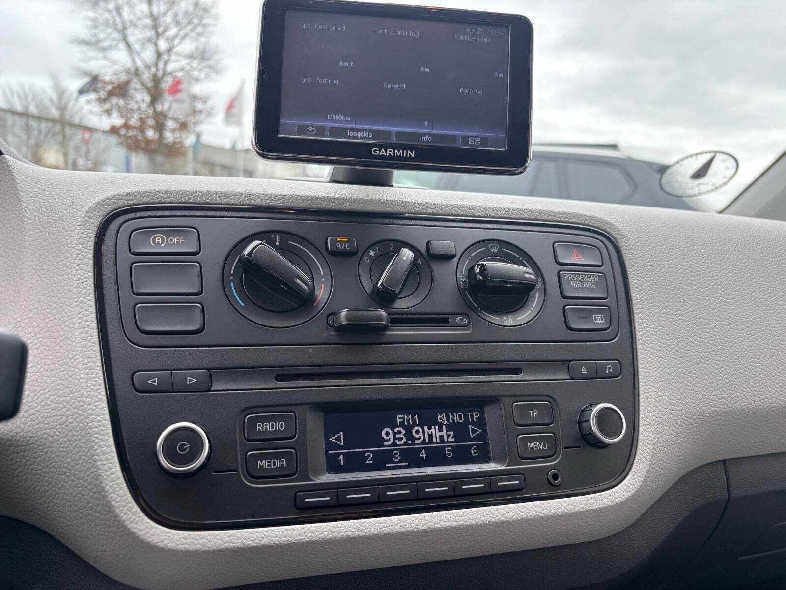 Hvid Seat Mii fra 2014