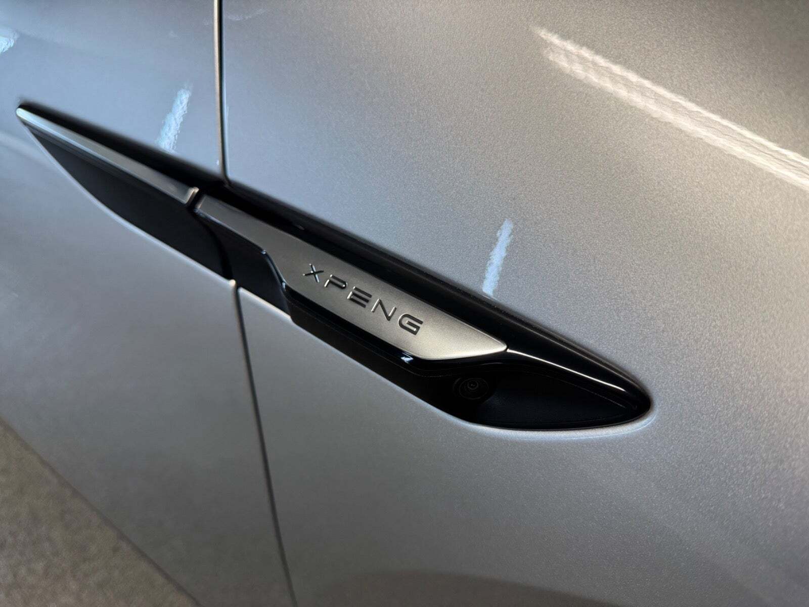 Sølv Xpeng G6 fra 2024