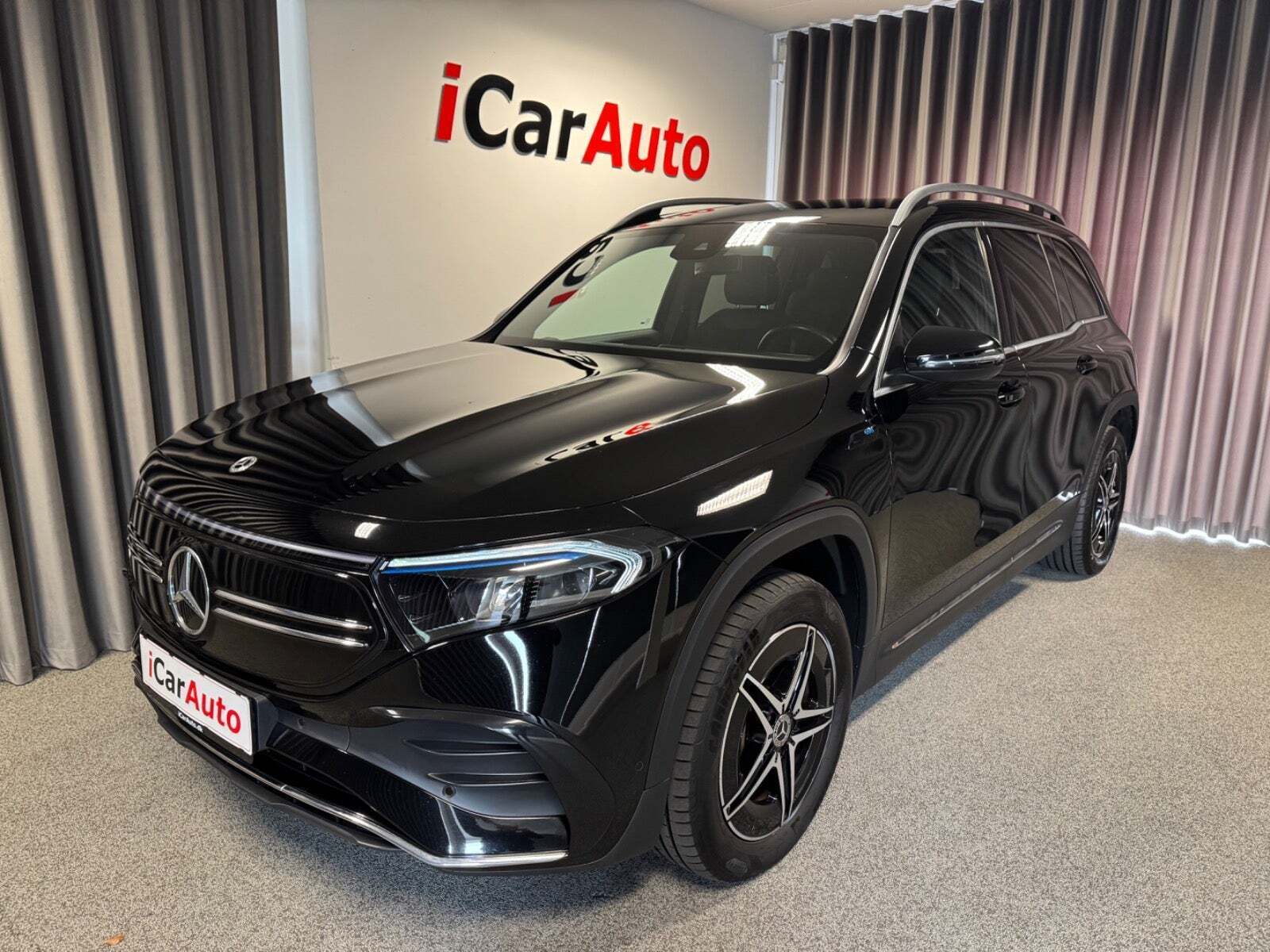 Mercedes EQB300 AMG Line 4Matic 7prs