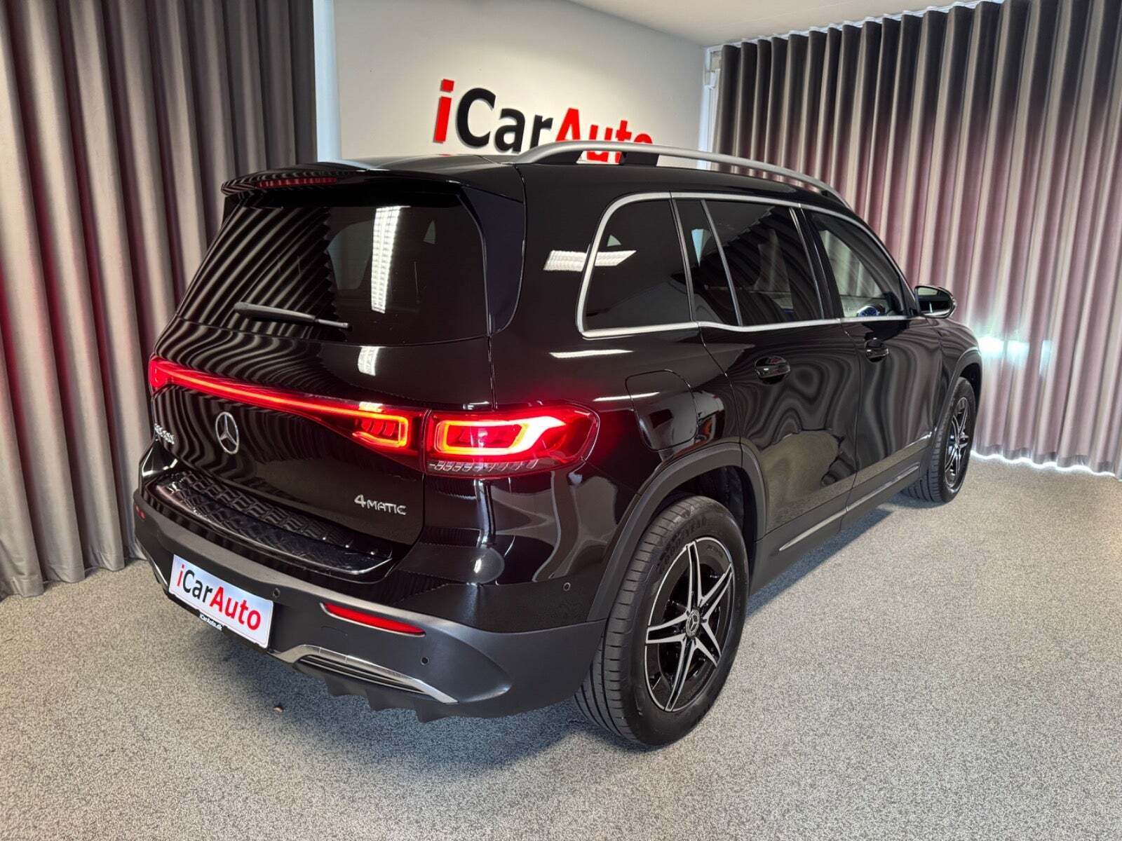 Mercedes EQB300 AMG Line 4Matic 7prs