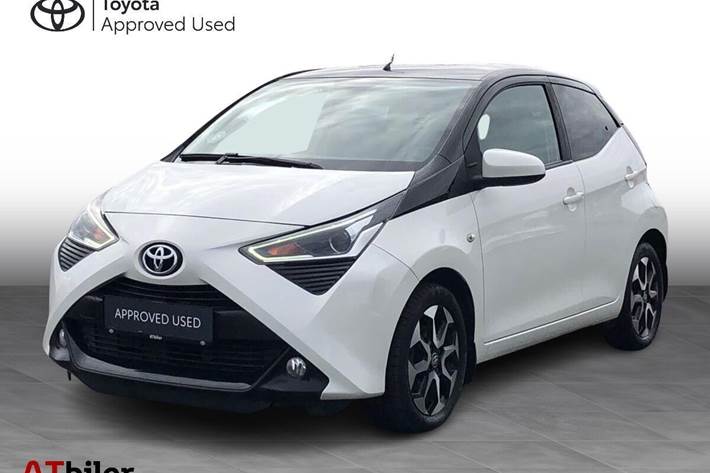 Hvid Toyota Aygo fra 2020