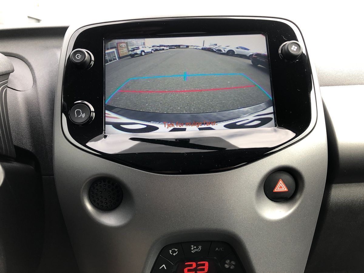 Hvid Toyota Aygo fra 2020