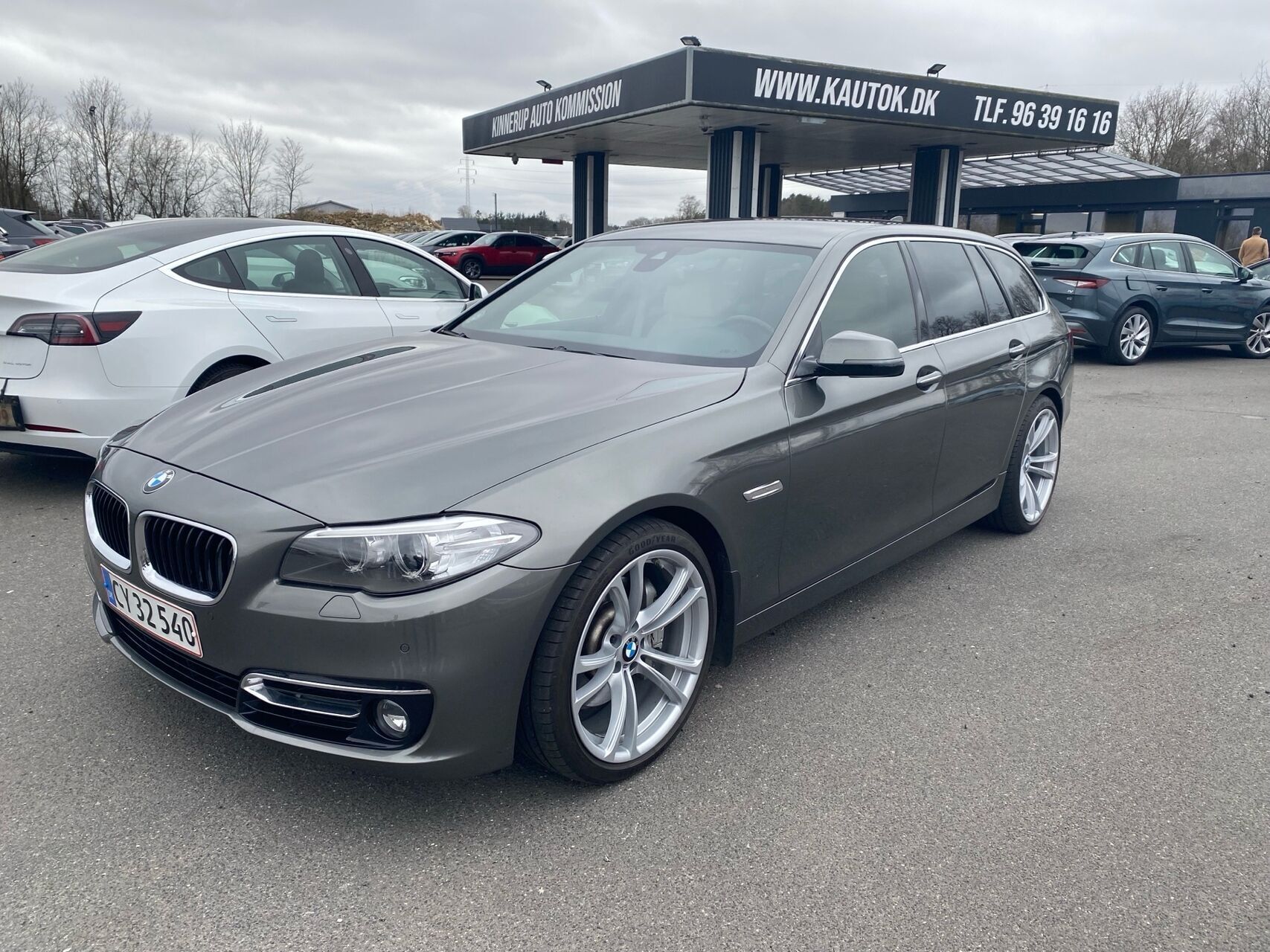 BMW 530d 3,0 Touring D 258HK Stc 8g Aut.