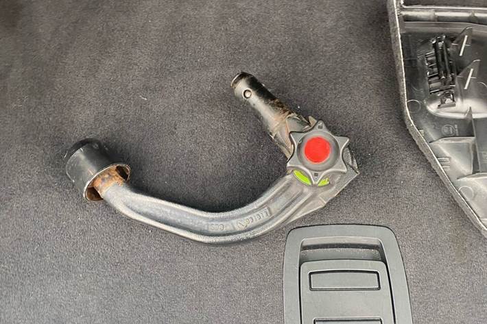 Grå BMW 530d fra 2013