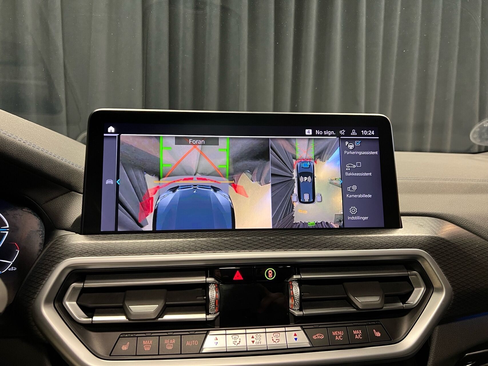 Sort BMW iX3 fra 2022